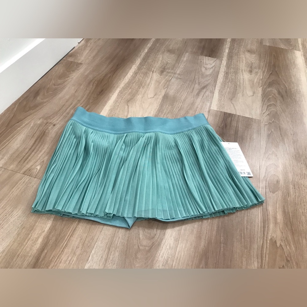 Lululemon Mesh Pleats Mid-Rise Mini Tennis Skirt - Picture 3 of 9